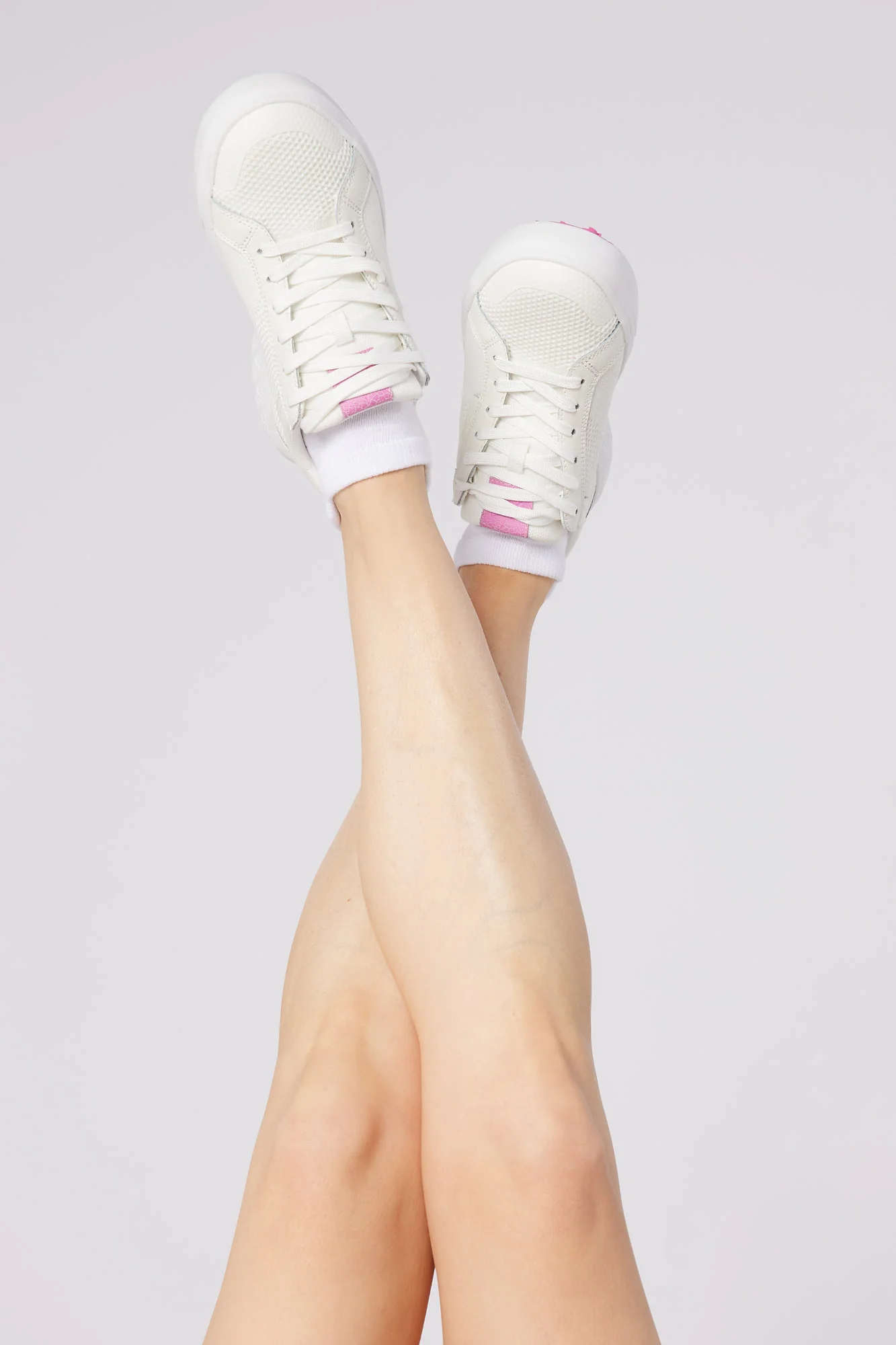 Goody Two Shoes White & Pink - Image 4